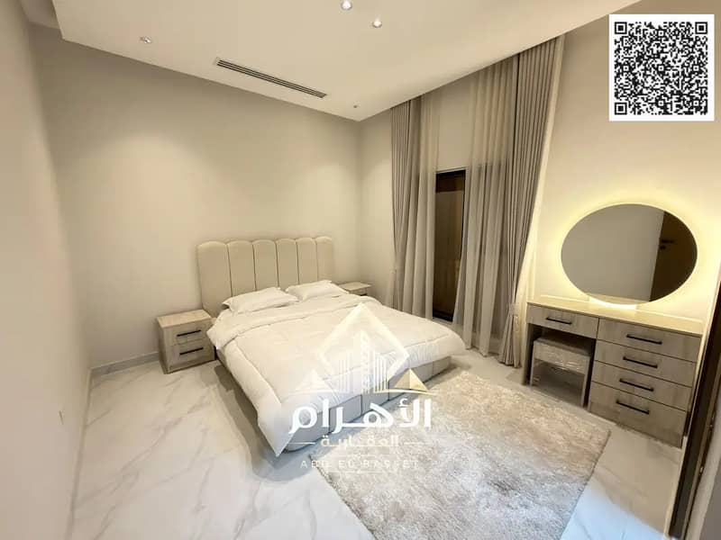 15 865966815-1066x800. webp