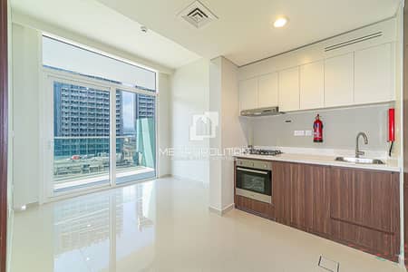 1 Bedroom Apartment for Rent in Business Bay, Dubai - Spacious | Unfurnished | Vacant from November