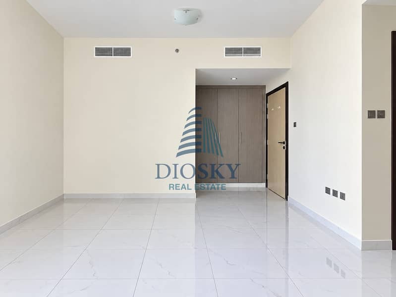 5 Image 5