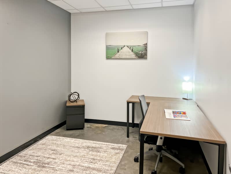 7 Regus_KY, Louisville - Brownsboro Crossing_USA_Centre 4087_Office 20. jpg