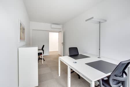 مکتب  للايجار في الدانة، أبوظبي - Regus_Monchengladbach_City_Centre_Monchengladbach_Germany_9. jpg