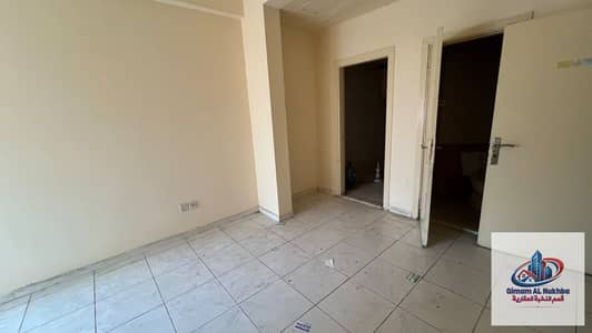 Studio for Rent in Bu Tina, Sharjah - WhatsApp Image 2026-09-22 at 2.05. 18 PM. jpeg Studio for Rent in Bu Tina, Sharjah - WhatsApp Image 2026-09-22 at 2.05. 18 PM. jpeg
