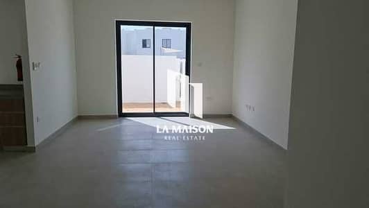 تاون هاوس 2 غرفة نوم للايجار في الغدیر، أبوظبي - U2QMevzAPjmckUf9SoKbl482pIGfNmRrvnmbwyLw. jpg
