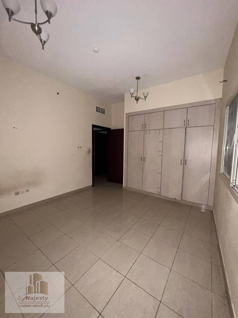 15 f7ab9236-91d9-4a41-8dbb-480dd0d44a0b. jpg