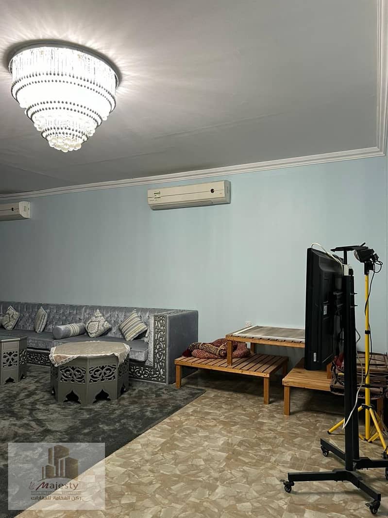 12 58d51a78-55bc-40f5-8bc4-d0854120e1de. jpg