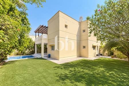 4 habitaciones Villa para en Venta en The Meadows, Dubai - images image img