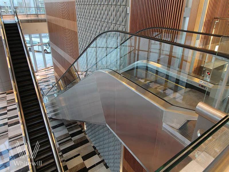10 Actual-PeiDjoHv01ZaWAW13QIaa12-elevators-of-the-office-lounge-mezzanine_1. jpg