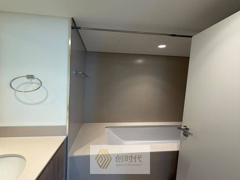 16 1a750d66-88cb-4212-970a-97378fac138d. jpg