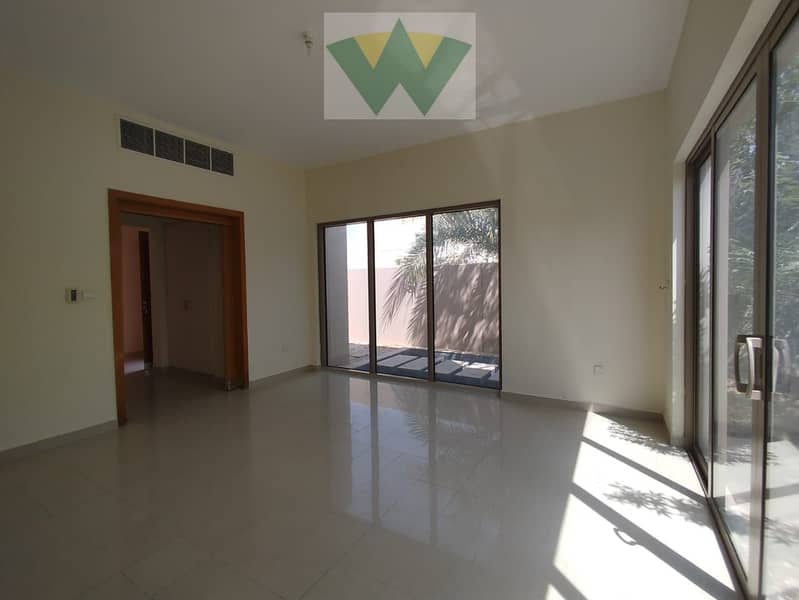 4 WhatsApp Image 2026-09-23 at 14.26. 05 (1). jpeg
