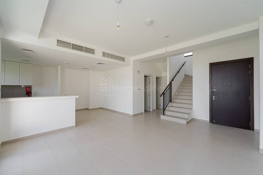 Casa adosada en Town Square,Noor Townhouses, 3 dormitorios, 2975000 AED - 16610339 Casa adosada en Town Square,Noor Townhouses, 3 dormitorios, 2975000 AED - 16610339