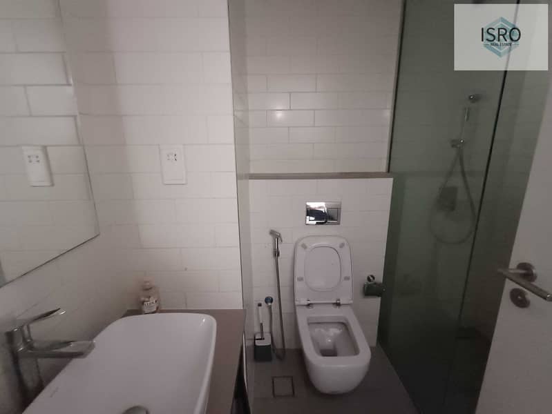 3 1000519600. jpg