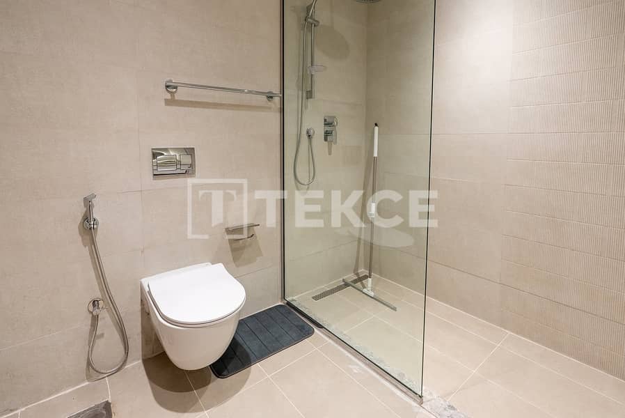 21 bathroom-1. jpeg