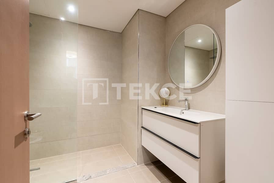 22 bathroom-2. jpeg