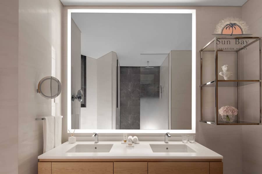3 Cloud Living One Bedroom Duplex Bathroom. jpg