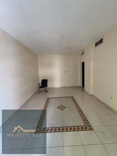 2 Schlafzimmer Wohnung zum Miete in Al Qasimia, Sharjah - IMG-20260923-WA0260. jpg 2 Schlafzimmer Wohnung zum Miete in Al Qasimia, Sharjah - IMG-20260923-WA0260. jpg