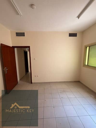 1 Schlafzimmer Wohnung zum Miete in Al Qasimia, Sharjah - IMG-20260923-WA0222. jpg 1 Schlafzimmer Wohnung zum Miete in Al Qasimia, Sharjah - IMG-20260923-WA0222. jpg