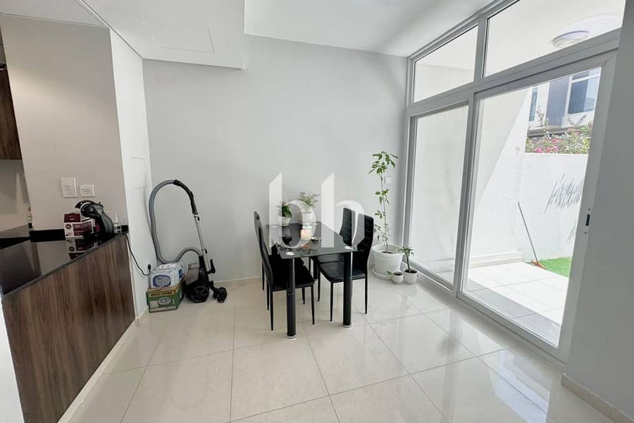 6 images image img