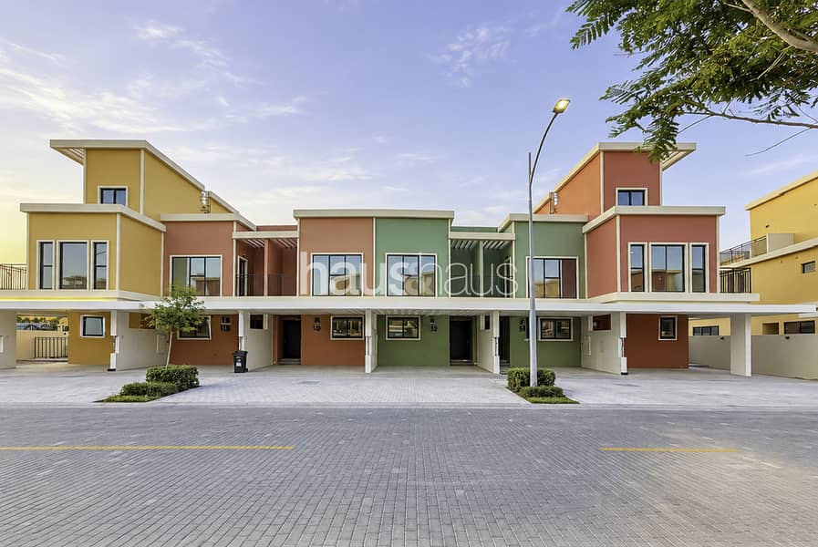Reihenhaus in DAMAC Lagoons,Portofino, 3 schlafzimmer, 140000 AED - 16434574 Reihenhaus in DAMAC Lagoons,Portofino, 3 schlafzimmer, 140000 AED - 16434574