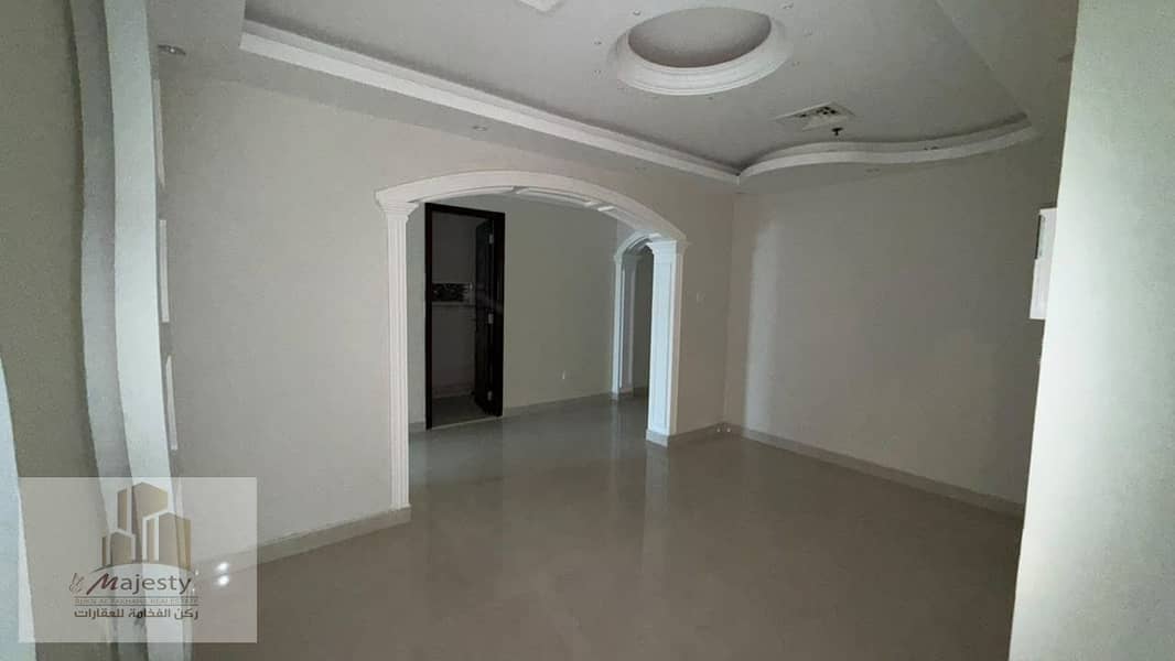 8 1000514225. jpg