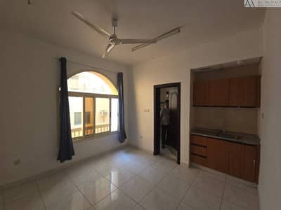 Office in affitto a Bur Dubai, Dubai - Ufficio a Bur Dubai,Al Souk Al Kabeer (Al Fahidi),Hassan Yahya Ahmed Mahyouh Building, 30000 AED - 16612596 Office in affitto a Bur Dubai, Dubai - Ufficio a Bur Dubai,Al Souk Al Kabeer (Al Fahidi),Hassan Yahya Ahmed Mahyouh Building, 30000 AED - 16612596