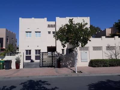 MEADOWS 5 - 4 BR + Maid's + study + Living MEADOWS 5 - 4 BR + Maid's + study + Living