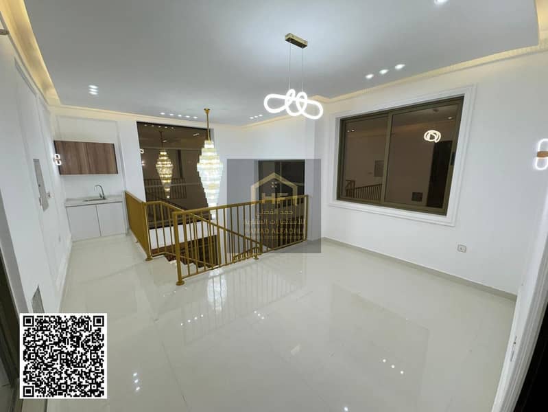 24 WhatsApp Image 2026-09-23 at 9.15. 37 AM (1)-watermark. jpg