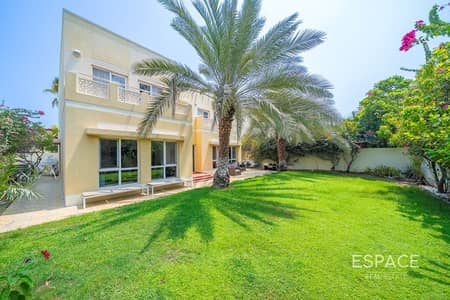 5 Bedroom Villa for Rent in The Meadows, Dubai - Type 7 | Upgraded | Well Maintained | Vacant