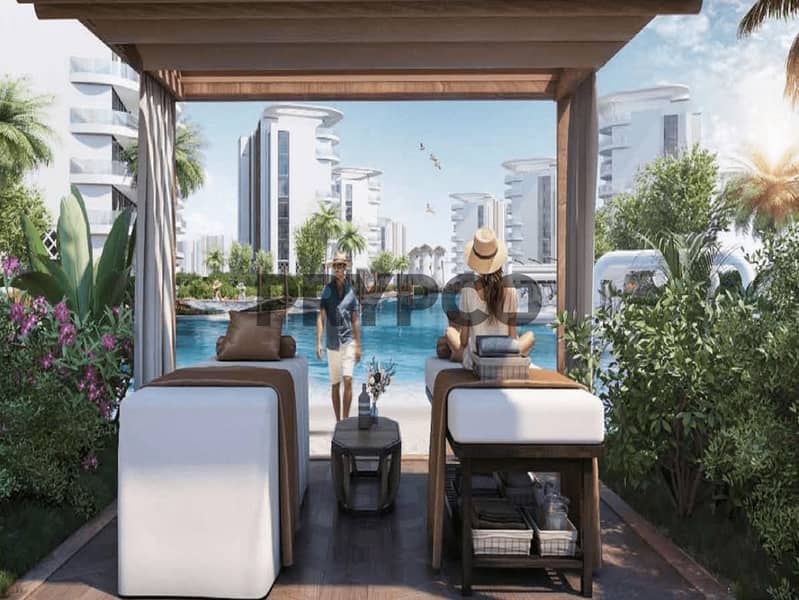 8 01_Outdoor_Spa. png