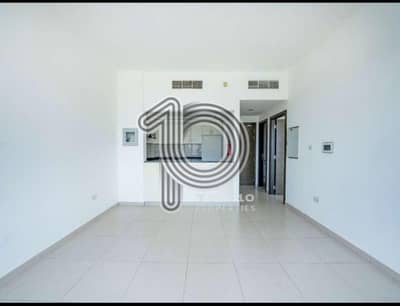 1 Bedroom Apartment for Sale in Al Ghadeer, Abu Dhabi - Specious 1bdr l Full amenities l Good deal