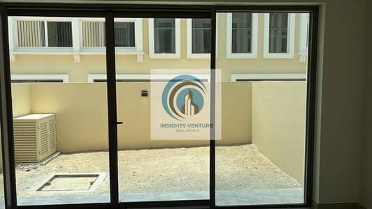 4 Schlafzimmer Townhouse zum Miete in DAMAC Lagoons, Dubai - WhatsApp Image 2026-09-23 at 3.30. 50 PM (1). jpeg 4 Schlafzimmer Townhouse zum Miete in DAMAC Lagoons, Dubai - WhatsApp Image 2026-09-23 at 3.30. 50 PM (1). jpeg