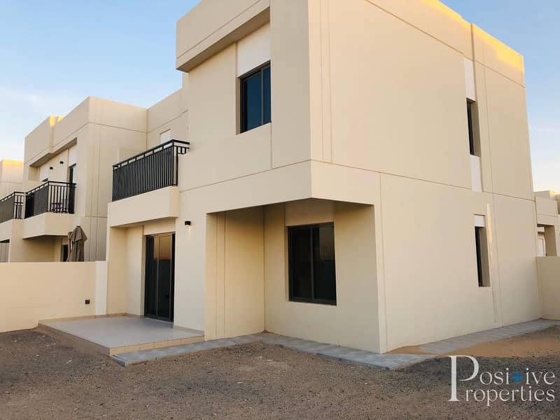 Massive 4 Bedroom Townhouse and Plot