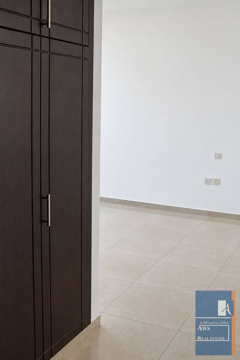 5 8 ED. png