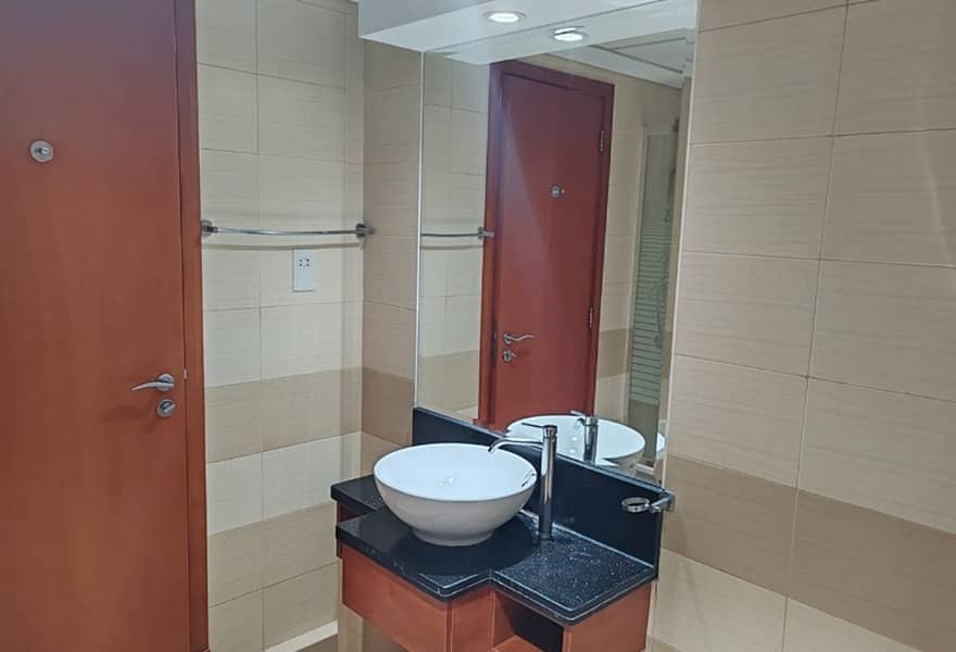 15 Spacious 3BR | Park Towers A | DIFC — photo 15