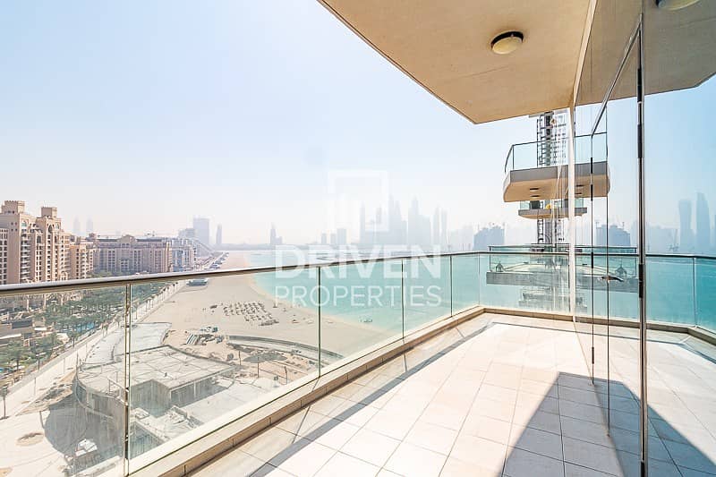 Upgraded 3 Bed Apt with Full Marina View