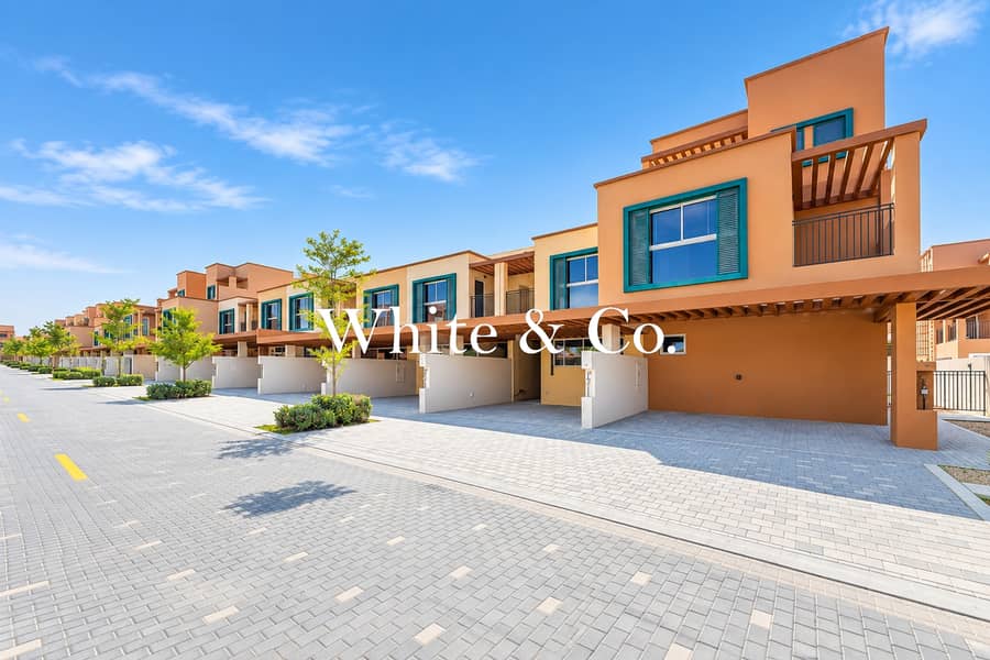 Single Row| Brand New |Appliances Included Single Row| Brand New |Appliances Included