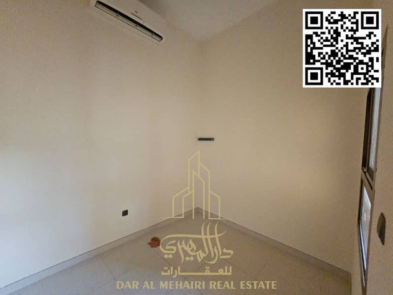 44 WhatsApp Image 2026-09-24 at 10.07. 49 AM (1)-watermarked. jpg