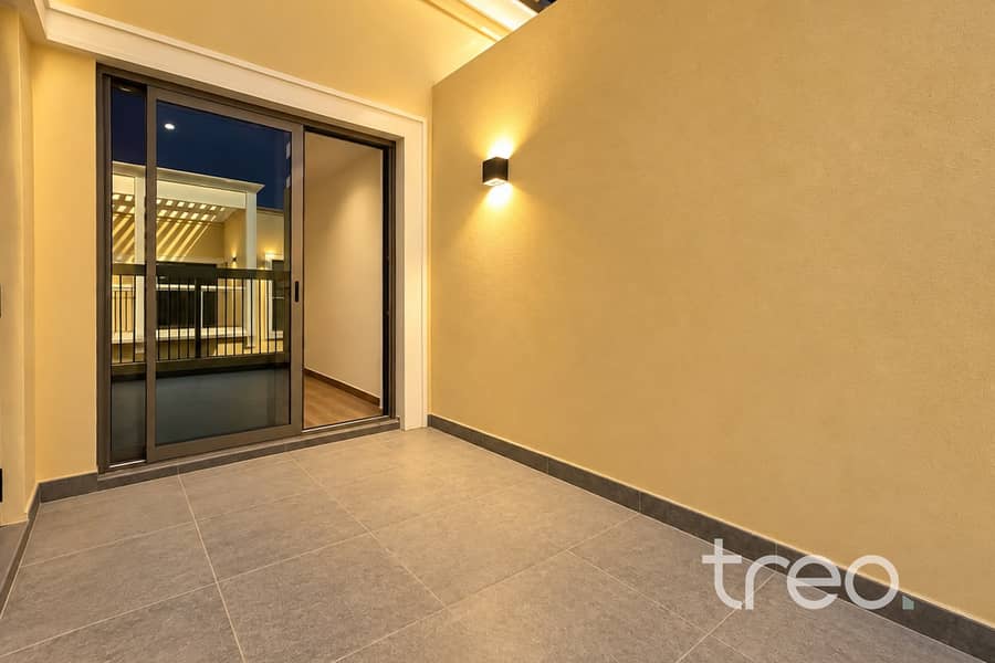 20 Balcony 1 M540 Nice 1, Damac Lagoons. jpg