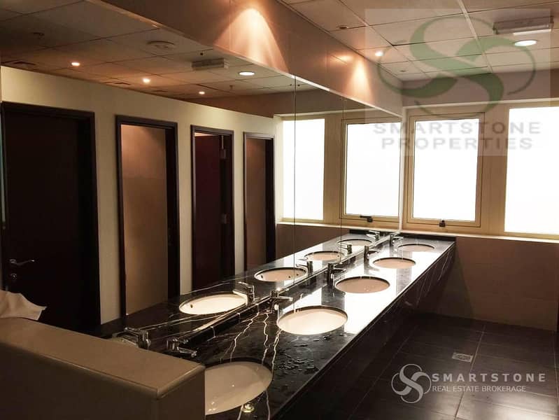 6 FITTED OFFICE WITH BUILT IN FILING CABINETS l WELL MAINTAINED BUILDING l GOOD LOCATION W/ PUBLIC TRANSPORTATION
