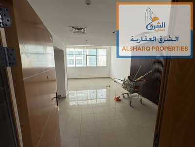 Office in affitto a Al Jurf, Ajman - WhatsApp Image 2026-09-22 at 1.53. 37 PM. jpeg Office in affitto a Al Jurf, Ajman - WhatsApp Image 2026-09-22 at 1.53. 37 PM. jpeg