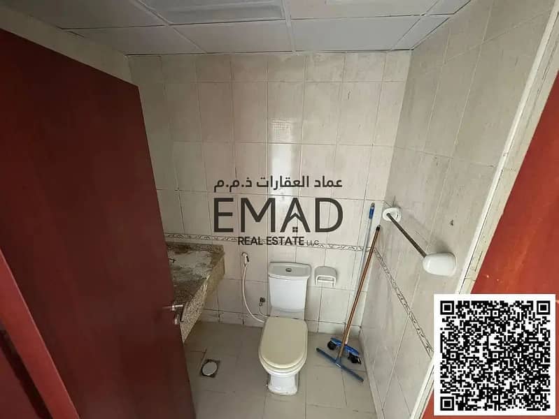 11 866016982-1066x800. webp