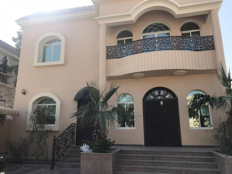 Luxury villa for rent in Ajman close to Sheikh Ammar Street.