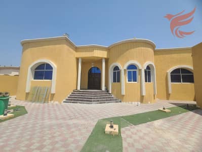 5 Schlafzimmer Villa zum Miete in Al Qusaidat, Ras Al Khaimah - WhatsApp Image 2026-09-20 at 10.58. 56 AM (1). jpeg 5 Schlafzimmer Villa zum Miete in Al Qusaidat, Ras Al Khaimah - WhatsApp Image 2026-09-20 at 10.58. 56 AM (1). jpeg
