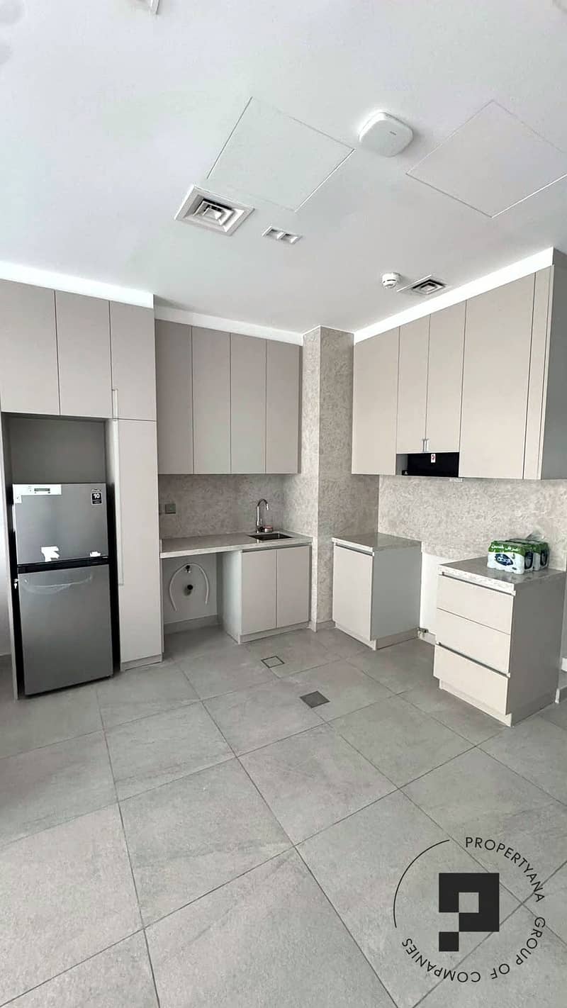 4 11-kitchen. jpg