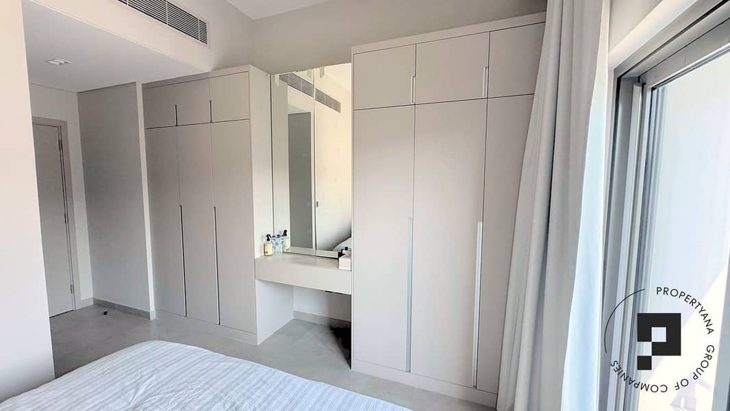 15 05-bedroom-2-wardrobes. jpg