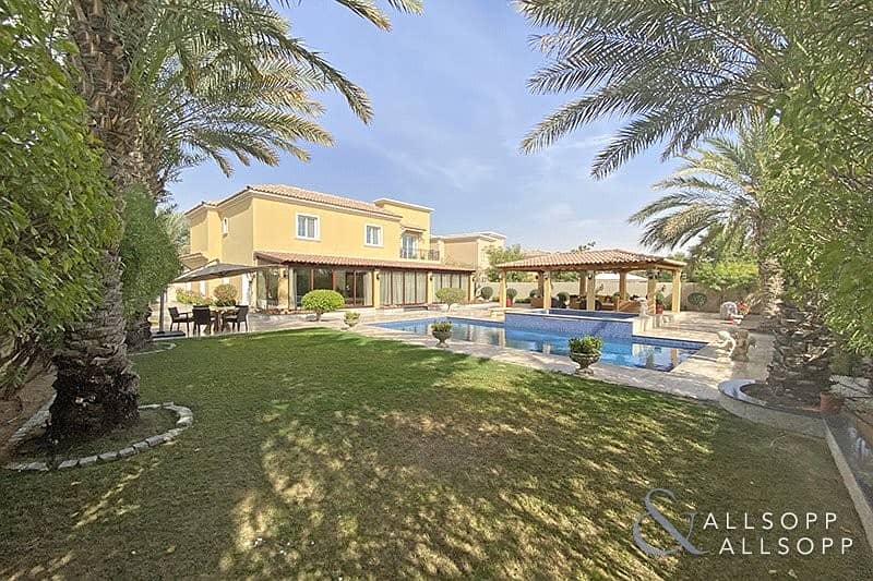 4 Bed | Private Pool | Vacant on Transfer