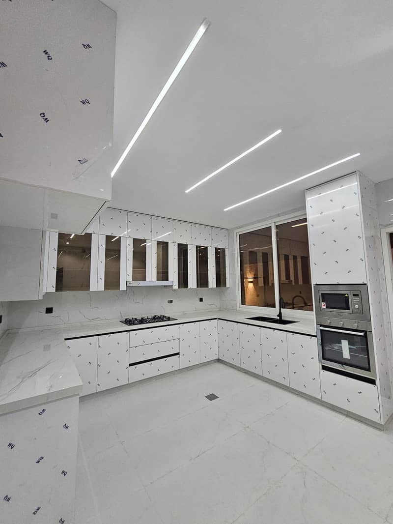 17 062ed983-f1b9-48a1-9363-a26f2718c29b. jpeg