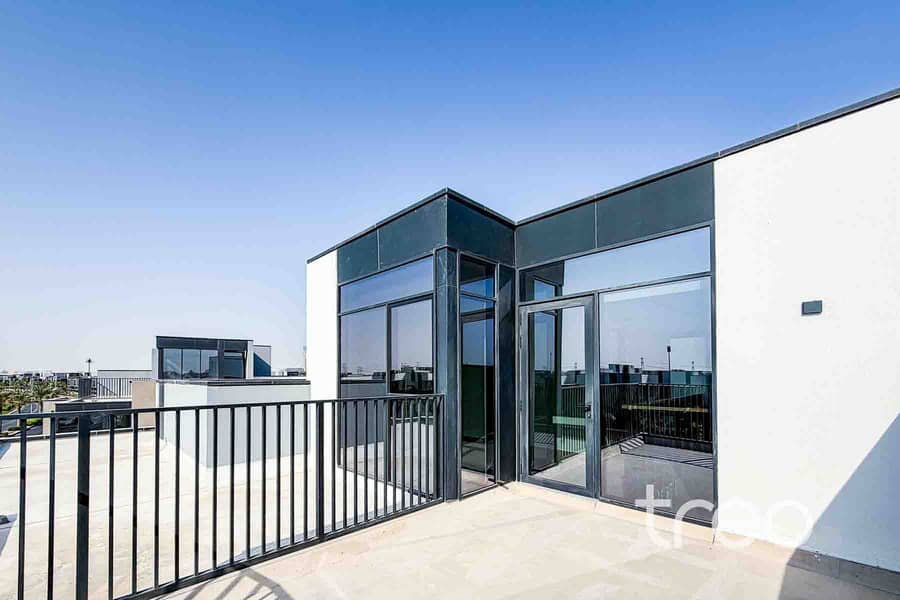 13 3B2 terrace. jpg