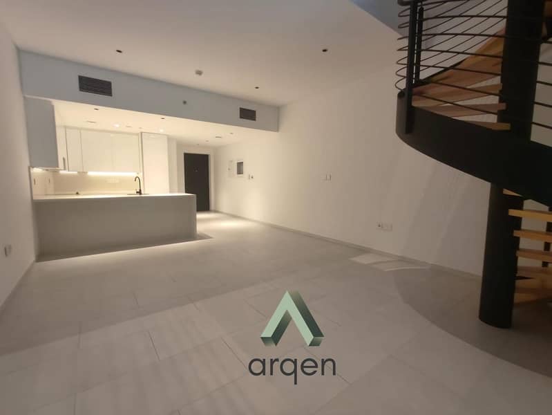 Space Style & Skyline | 1BR Duplex in Marquise Space Style & Skyline | 1BR Duplex in Marquise