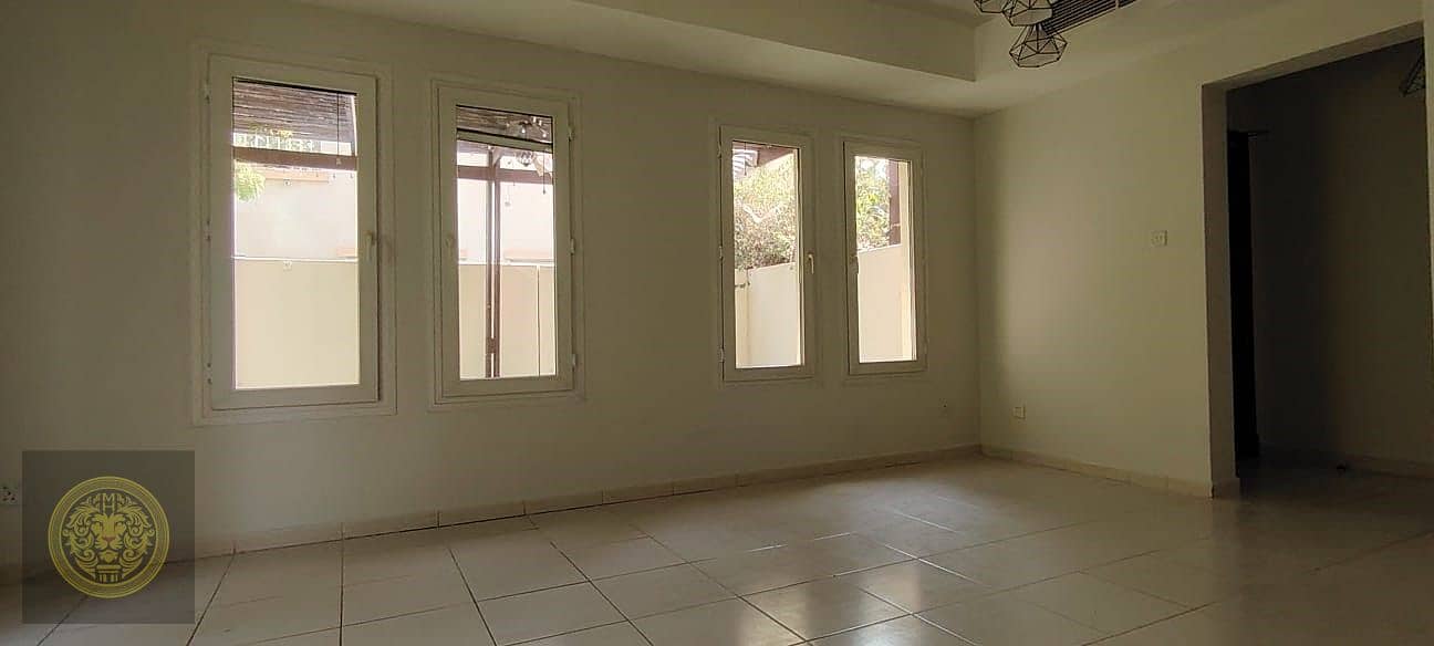 9 2bd1be6e-e901-46fc-ab0a-a1b67533d1b9. jpg