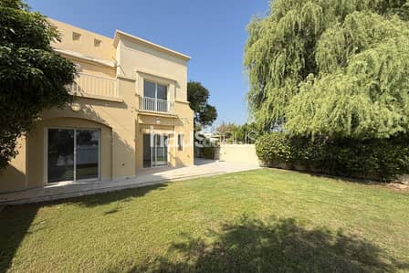 3 habitaciones Villa para en Alquiler en The Lakes, Dubai - Villa en The Lakes,Forat, 3 dormitorios, 425000 AED - 16417859 3 habitaciones Villa para en Alquiler en The Lakes, Dubai - Villa en The Lakes,Forat, 3 dormitorios, 425000 AED - 16417859